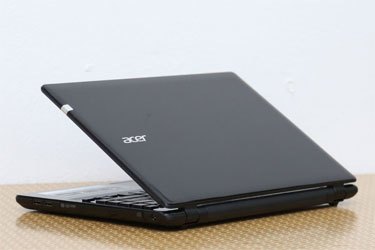 M&aacute;y t&iacute;nh x&aacute;ch tay Acer Aspire E5 471 mang vẻ đẹp cổ điển